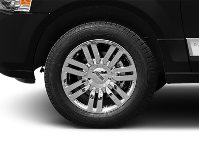 2013 Lincoln Navigator L 2WD 4dr