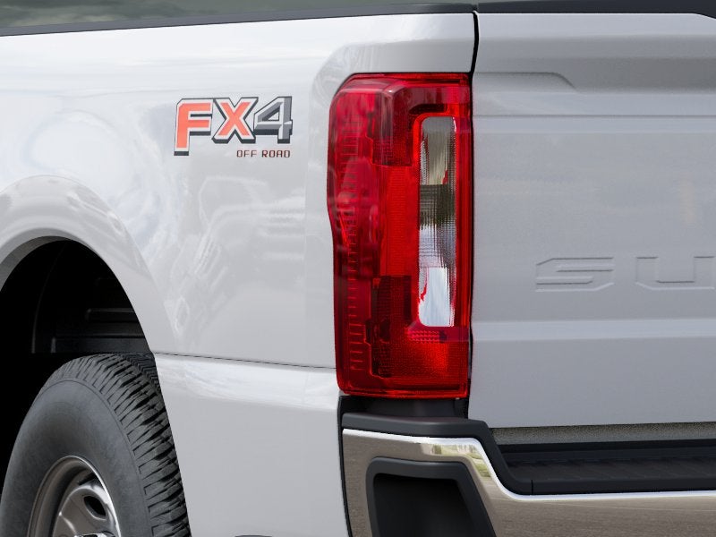 2027 Ford Super Duty F250 4X4 CREW/C