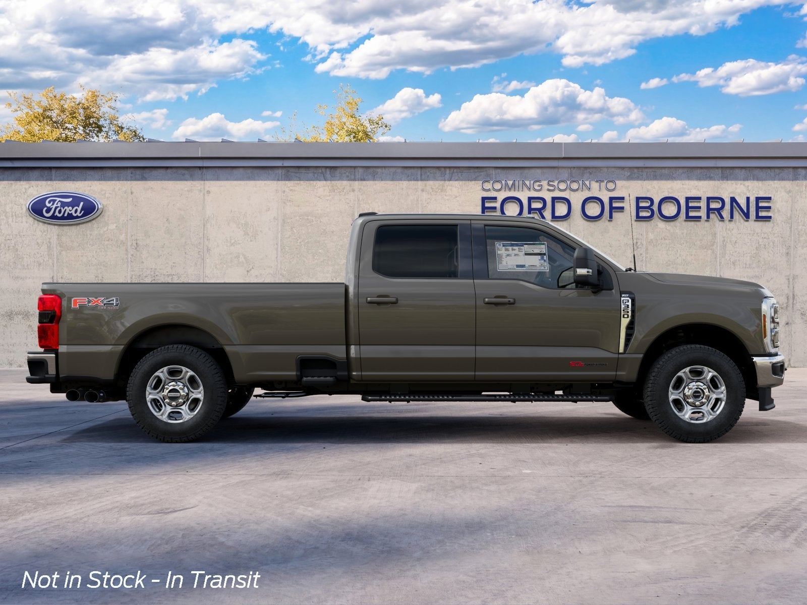 2027 Ford Super Duty F-350® XLT