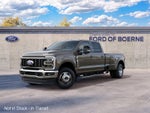 2027 Ford Super Duty F-350® Lariat®
