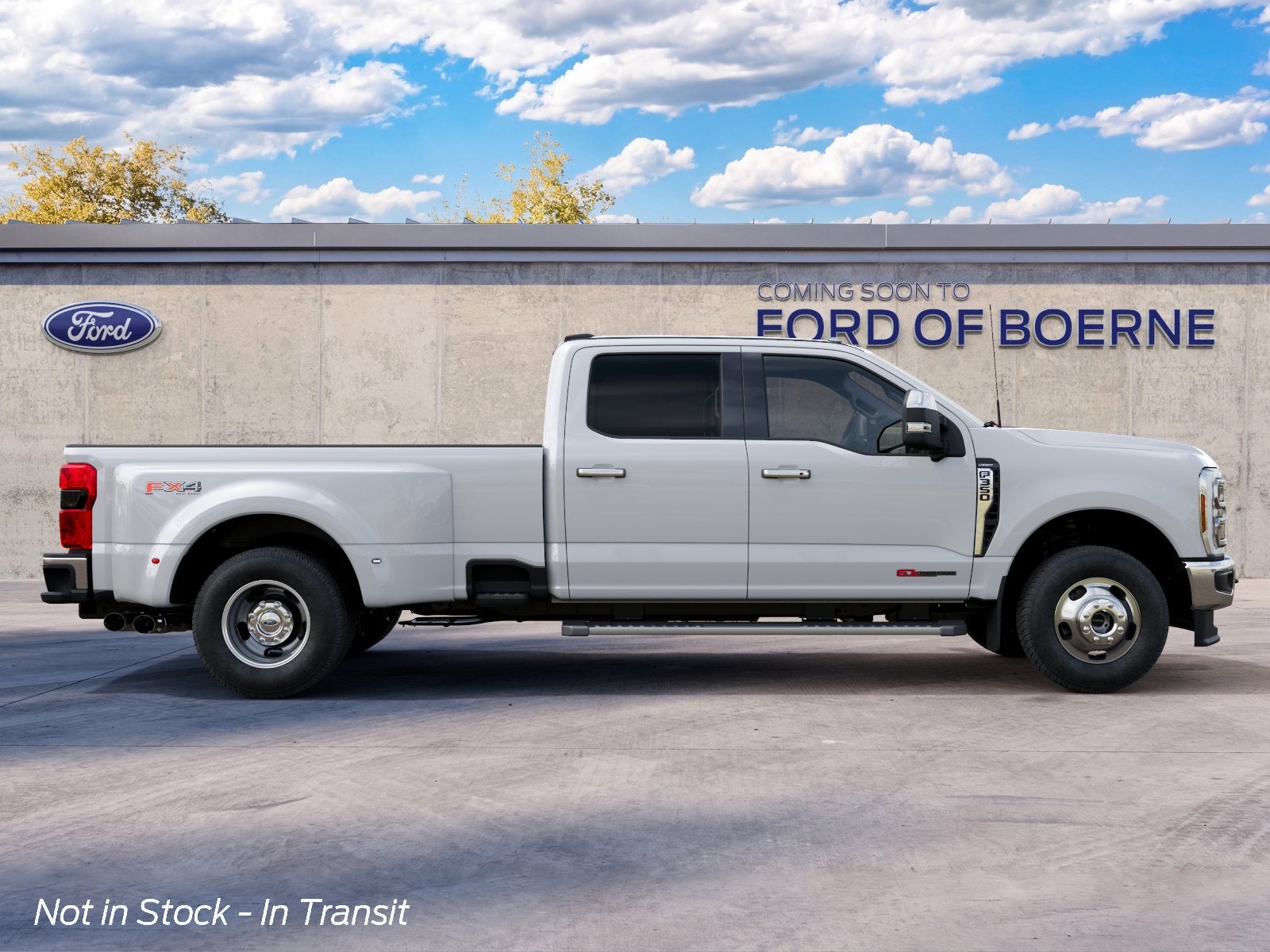 2027 Ford Super Duty F-350® Lariat®
