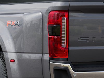 2027 Ford Super Duty F350 4X4 CREW/C