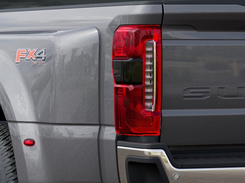 2027 Ford Super Duty F-350® XLT