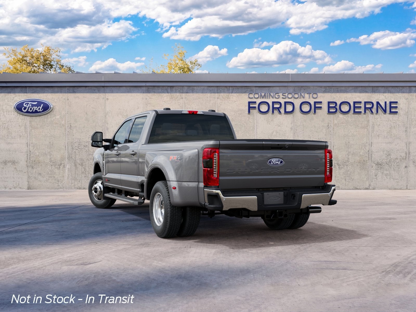 2027 Ford Super Duty F-350® XLT