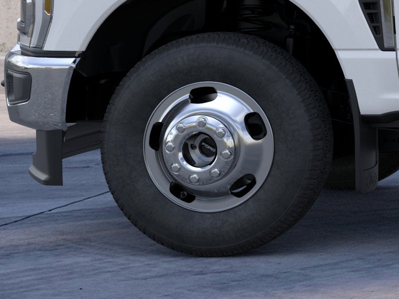 2026 Ford Super Duty F-350® XLT