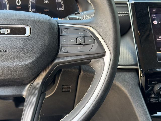 2024 Jeep Grand Cherokee Base