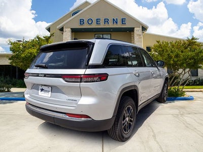 2024 Jeep Grand Cherokee Base