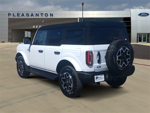 2026 Ford Bronco Outer Banks®