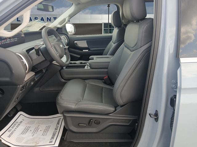 2026 Ford Expedition Max MAX Active