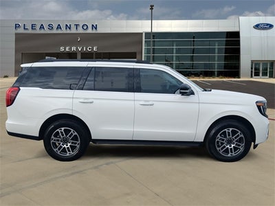 2025 Ford Expedition Active