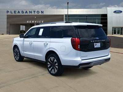 2025 Ford Expedition Platinum