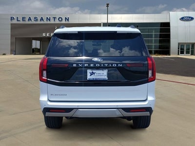 2025 Ford Expedition Platinum
