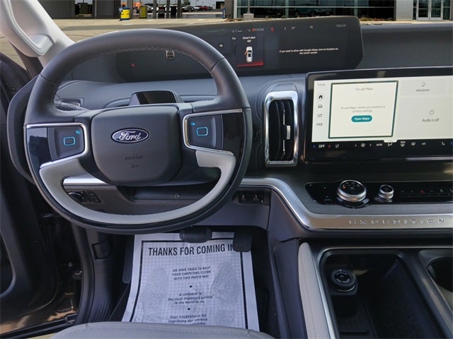 2025 Ford Expedition Platinum®