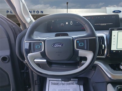 2025 Ford Expedition Platinum®