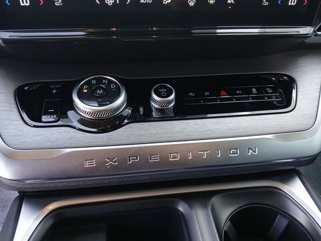 2026 Ford Expedition Platinum®