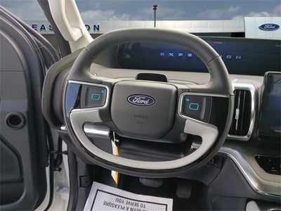 2025 Ford Expedition Platinum®