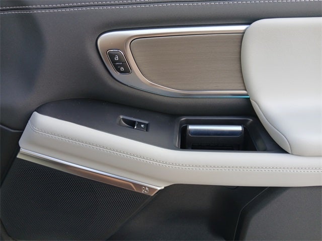 2025 Ford Expedition Platinum®