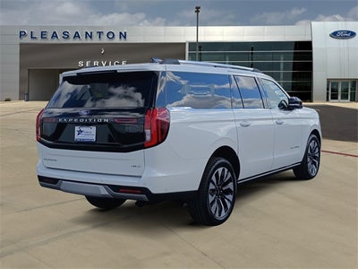 2025 Ford Expedition Platinum®