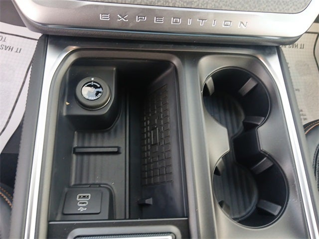 2025 Ford Expedition TREMOR®