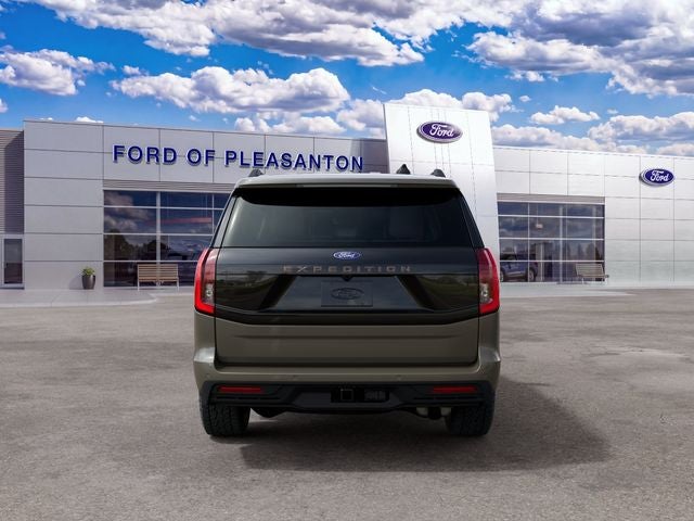 2027 Ford Expedition Tremor®