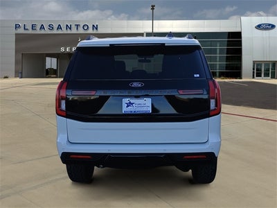 2025 Ford Expedition TREMOR®