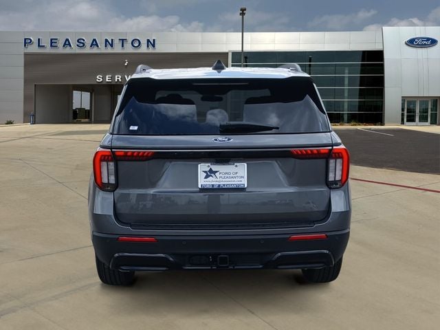 2026 Ford Explorer Base