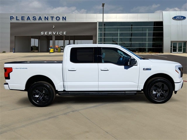 2025 Ford F-150 Lightning Flash™