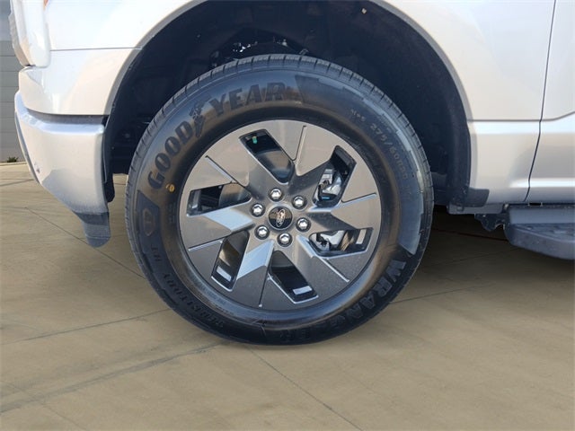 2025 Ford F-150 Lightning Flash™