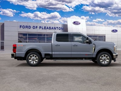 2027 Ford F-250SD F-250® Lariat®