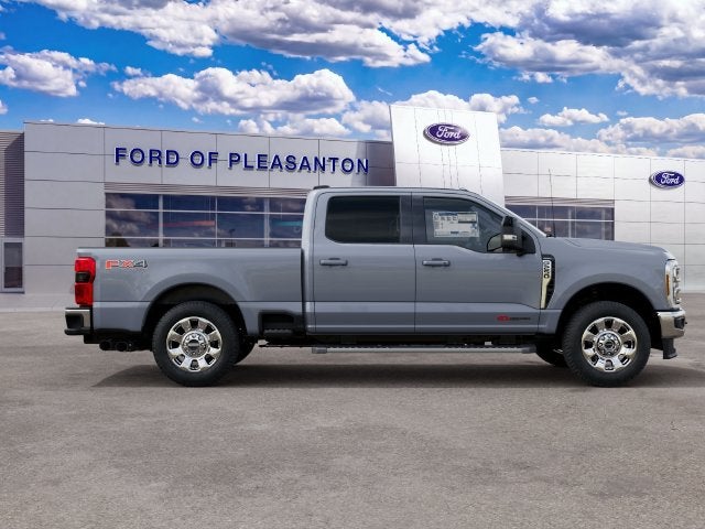 2027 Ford F-250SD F-250® Lariat®