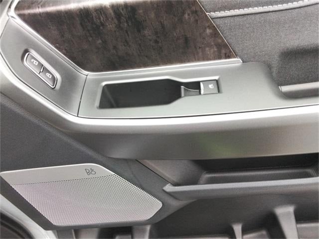 2025 Ford F-250SD F-250® Lariat®