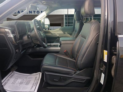 2025 Ford F-350SD Lariat Super Duty