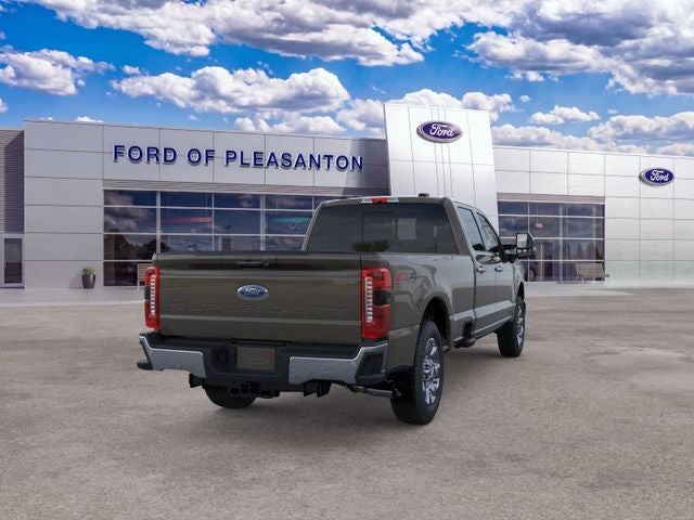 2026 Ford F-350SD F-350® Lariat®