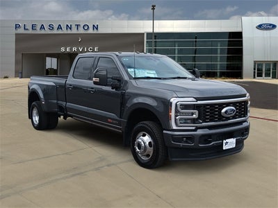 2026 Ford F-350SD F-350® Platinum®