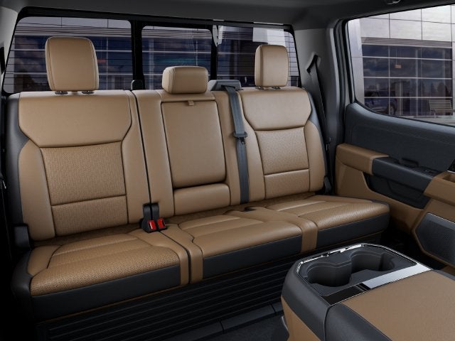 2027 Ford F-350SD F-350® Lariat®