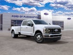 2027 Ford F-350SD F-350® Lariat®