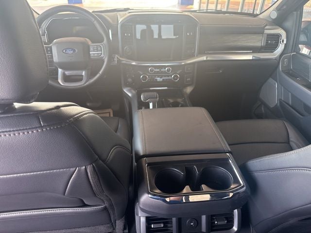 2025 Ford F-150 Base