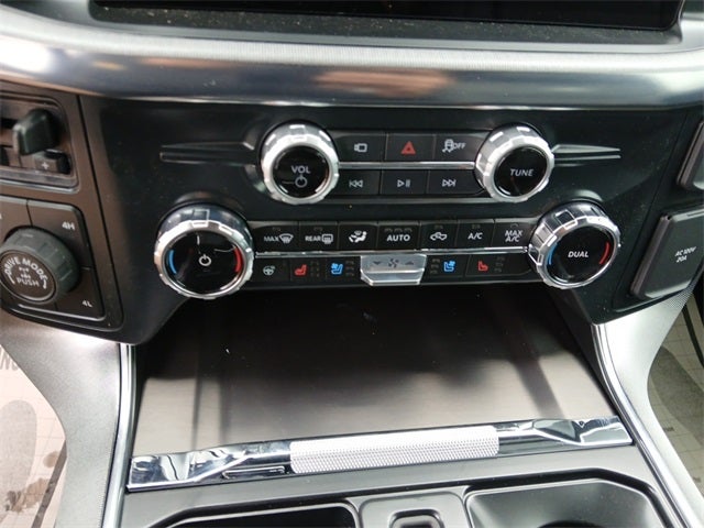 2025 Ford F-150 Platinum®