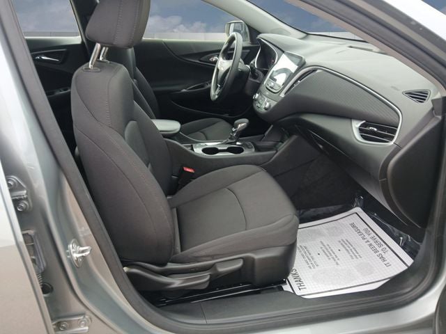 2025 Chevrolet Malibu LS