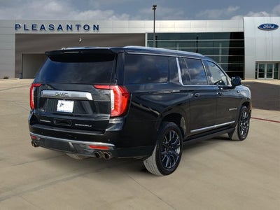 2023 GMC Yukon XL Denali