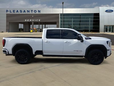 2024 GMC Sierra 2500HD AT4