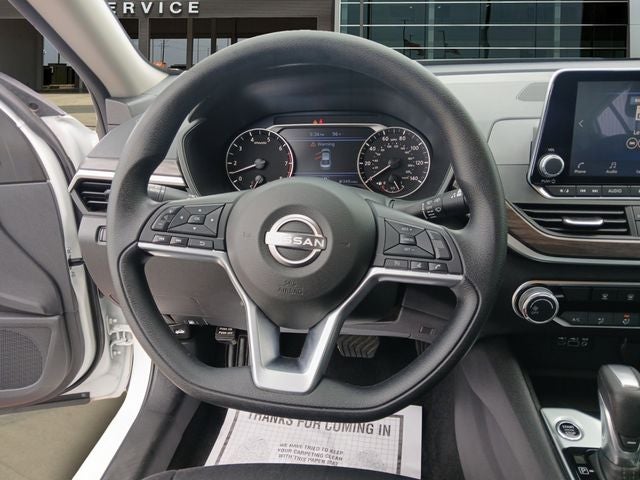 2025 Nissan Altima SV - Photo 12