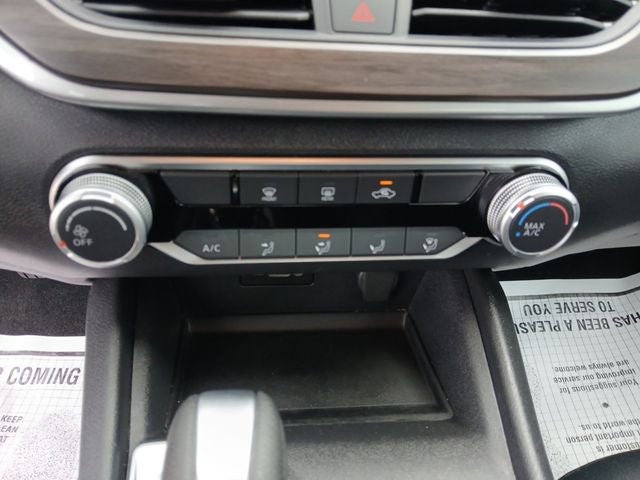 2025 Nissan Altima SV - Photo 21