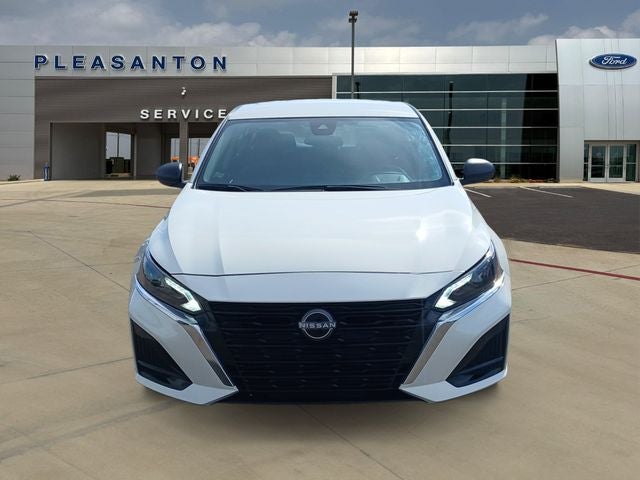 2025 Nissan Altima SV - Photo 8
