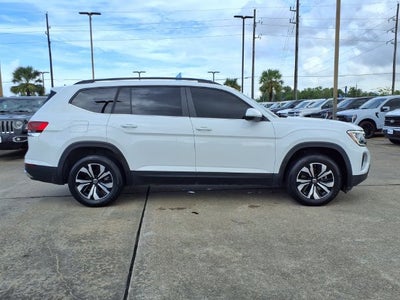 2024 Volkswagen Atlas 2.0T SE
