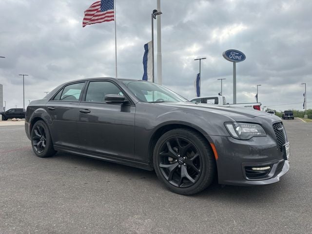 2022 Chrysler 300 Touring L