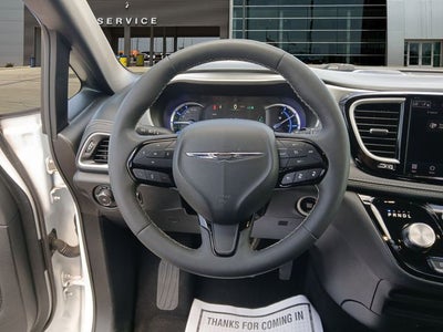 2024 Chrysler Pacifica Hybrid Select