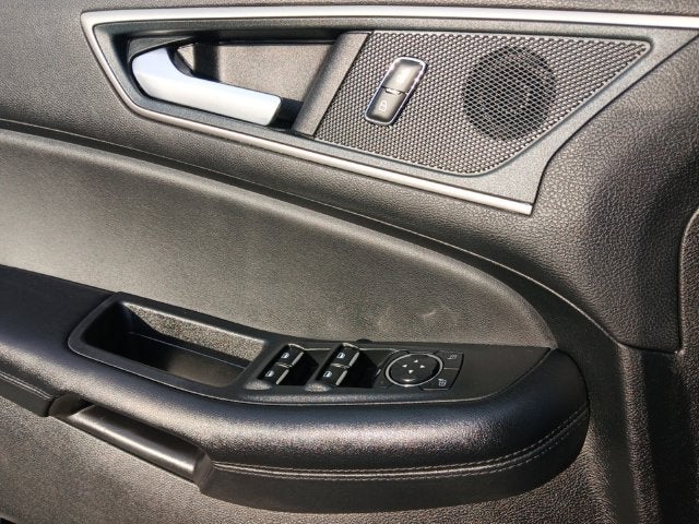 2024 Ford Edge Base