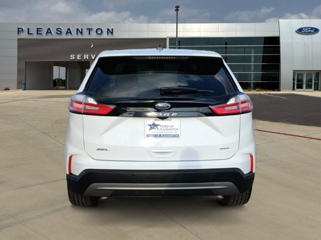 2024 Ford Edge Base