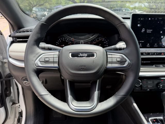 2025 Jeep Compass Base